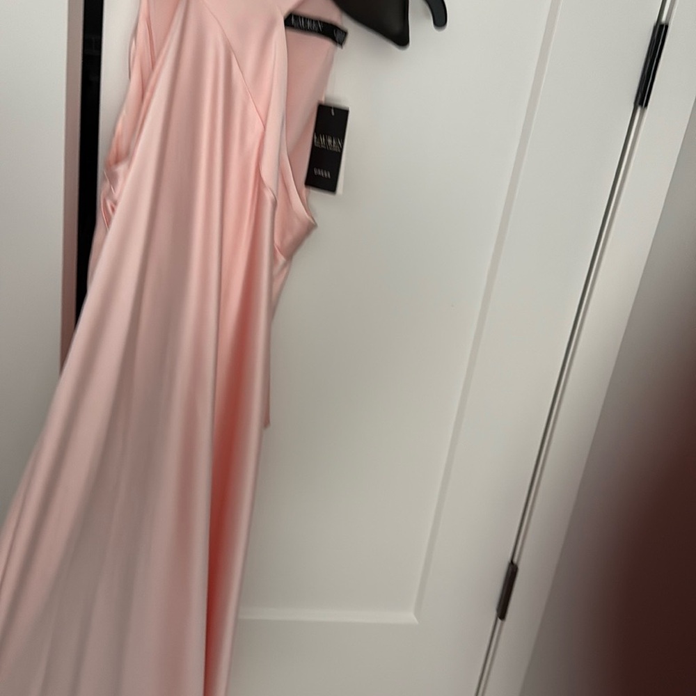 Elegant Pink Sleeveless Dress